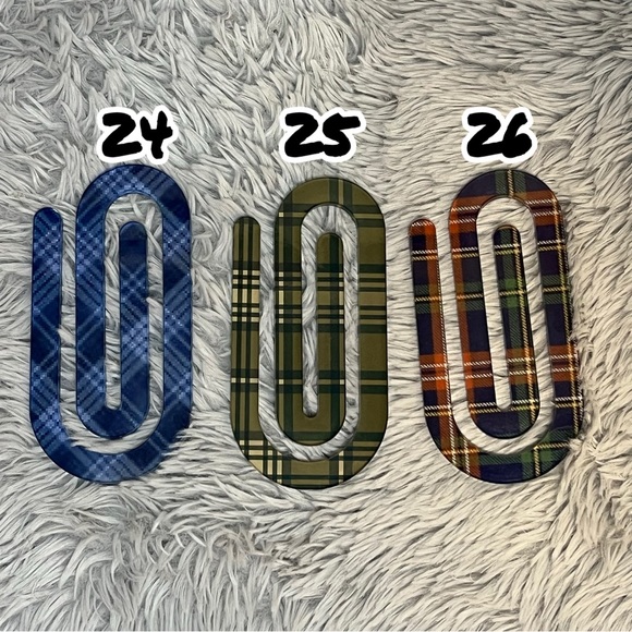 Set of 4 Jumbo Acrylic Paperclip Bookmark - Picture 11 of 12